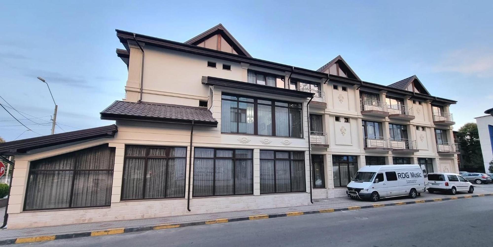 Hotel Bacsoridana Tecuci Ngoại thất bức ảnh