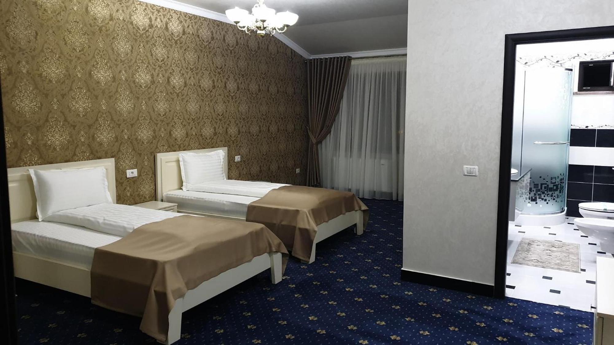 Hotel Bacsoridana Tecuci Ngoại thất bức ảnh