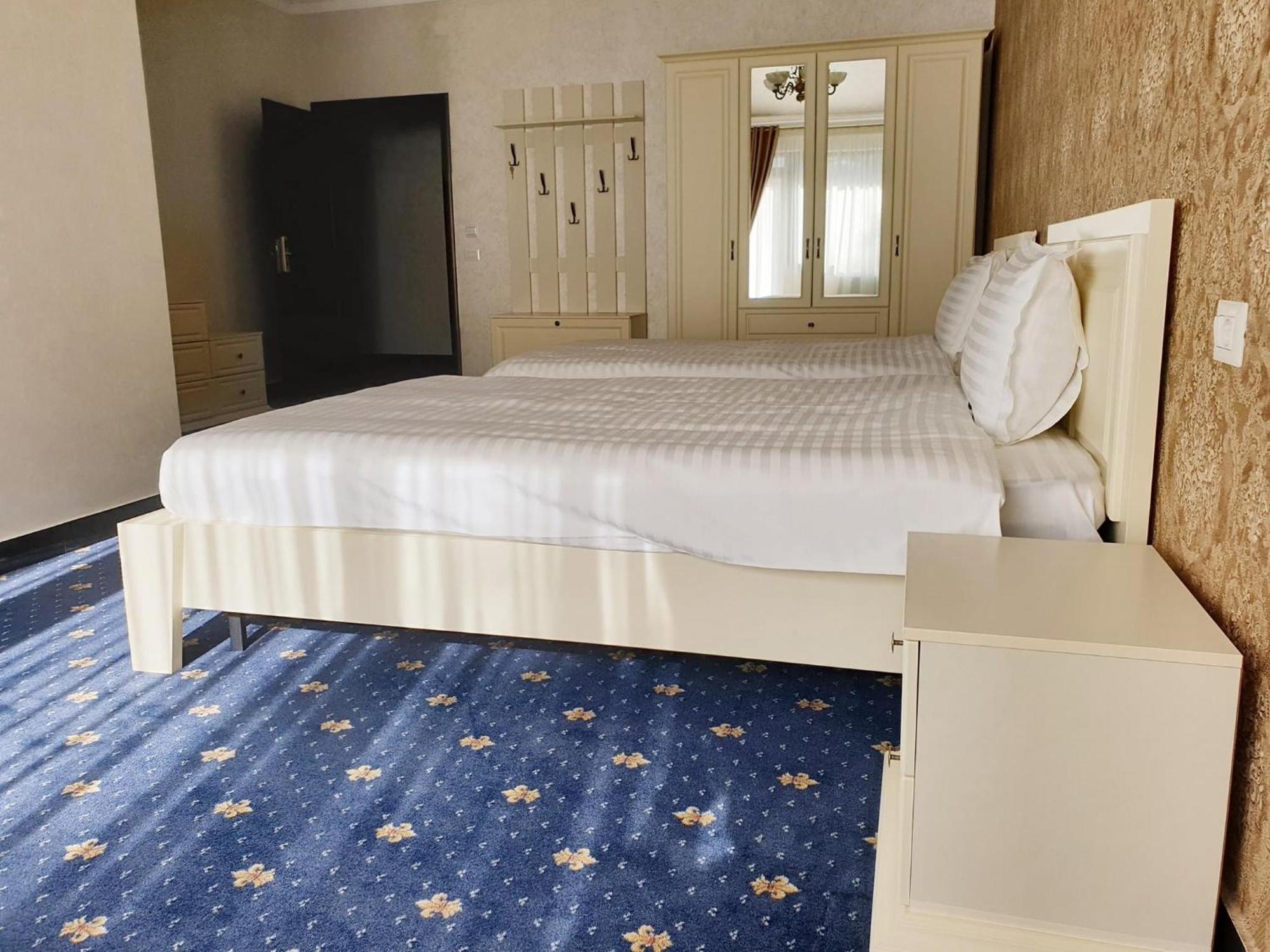 Hotel Bacsoridana Tecuci Ngoại thất bức ảnh